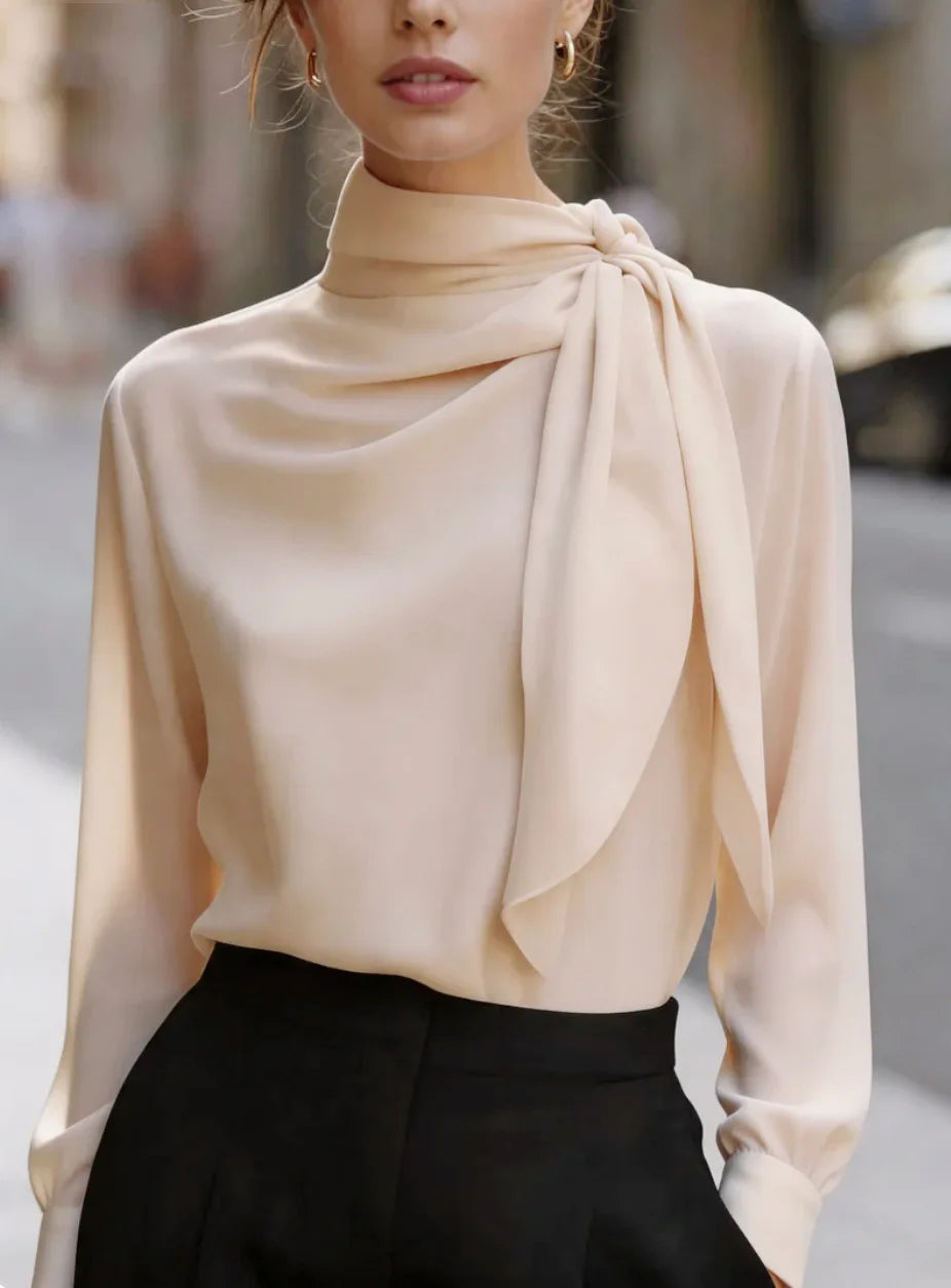Blusa Ines en beige - Nordiva