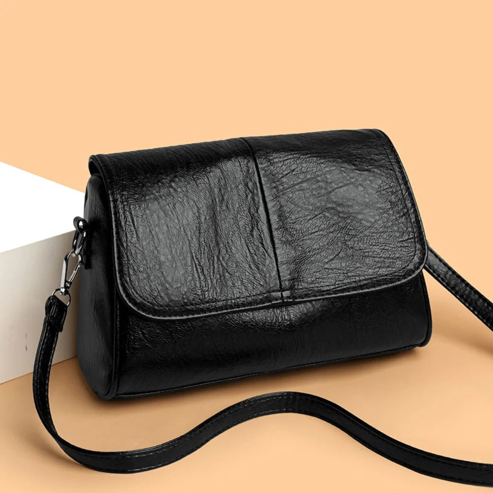 Bolso bandolera de solapa Alma en negro - Nordiva