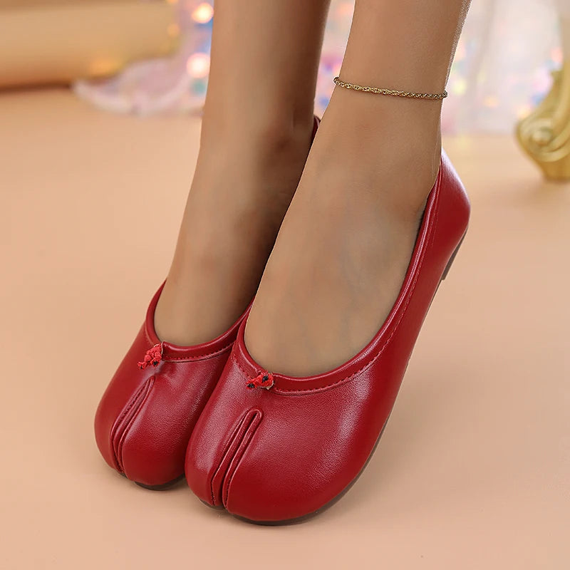 Elle Split-Toe Flats