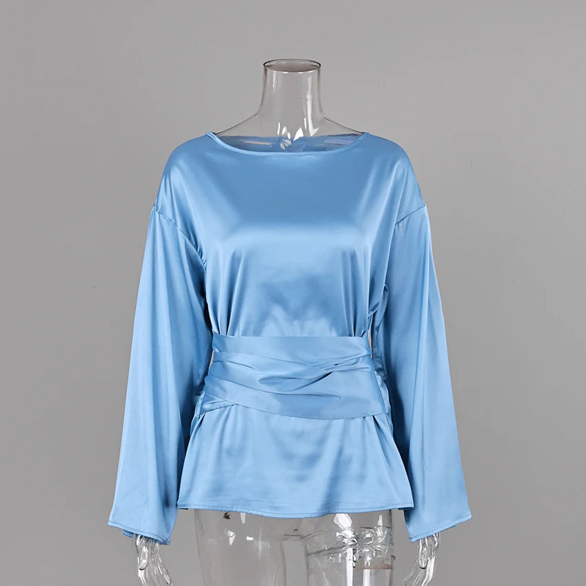 Blusa de satén cruzada Elena