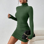 Vestido corto de canalé con cuello alto Abril