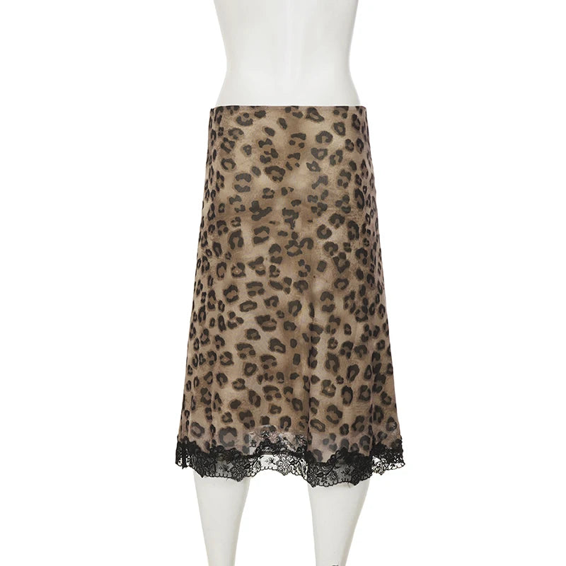 Falda midi de leopardo con encaje Mara