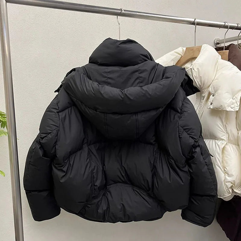 Chaqueta acolchada corta con capucha Uma