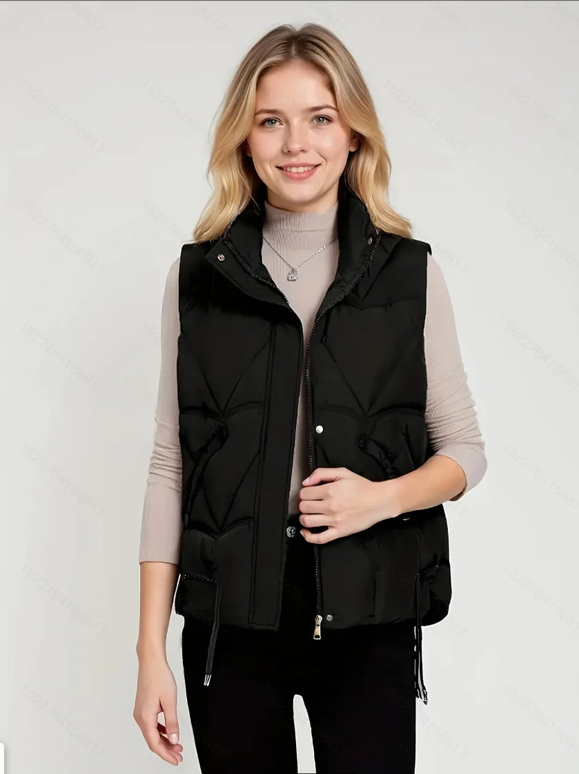 Chaleco acolchado con capucha Ona en negro - Nordiva