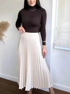 Falda Vera con jersey de cuello alto - Nordiva