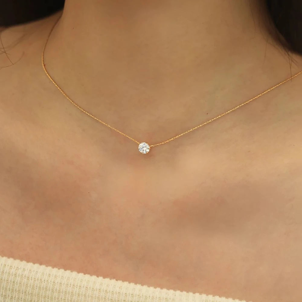 Collar de punto de luz Estela