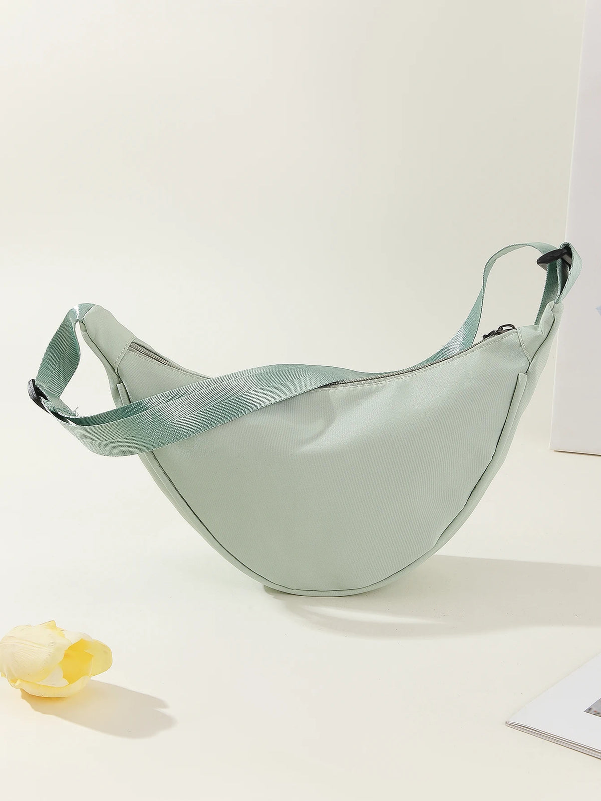 Bolso media luna Aitana - Verde agua