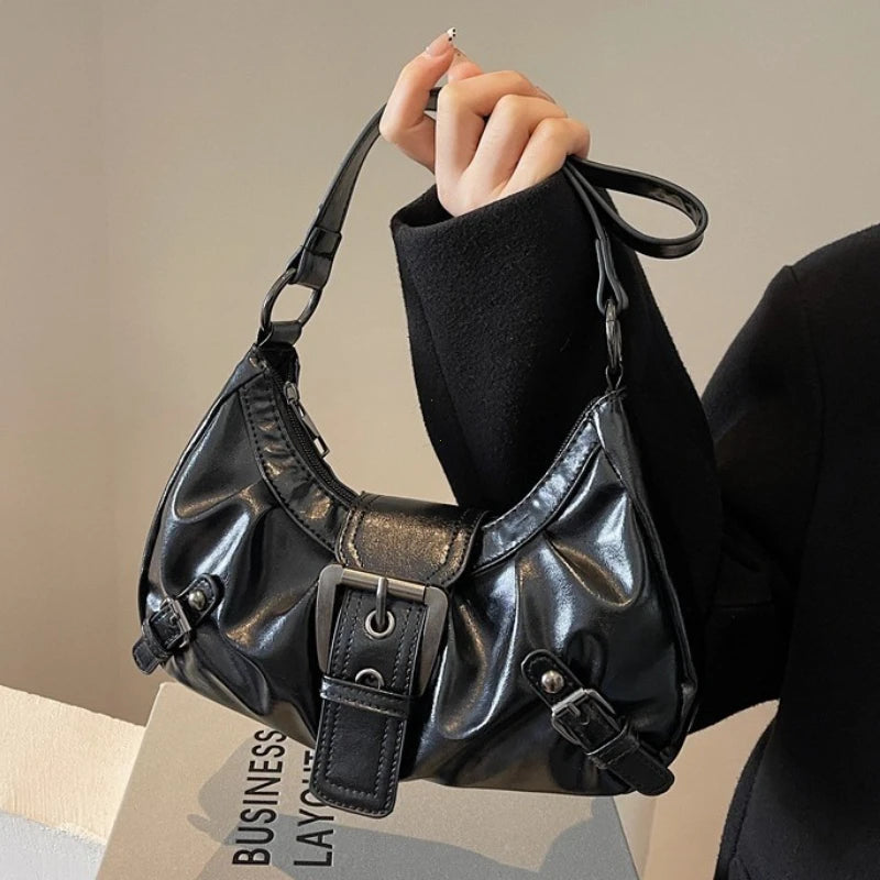 Bolso hobo con hebilla Marta