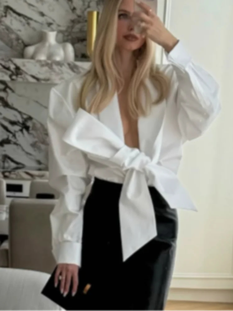 Camisa con lazada delantera Martina