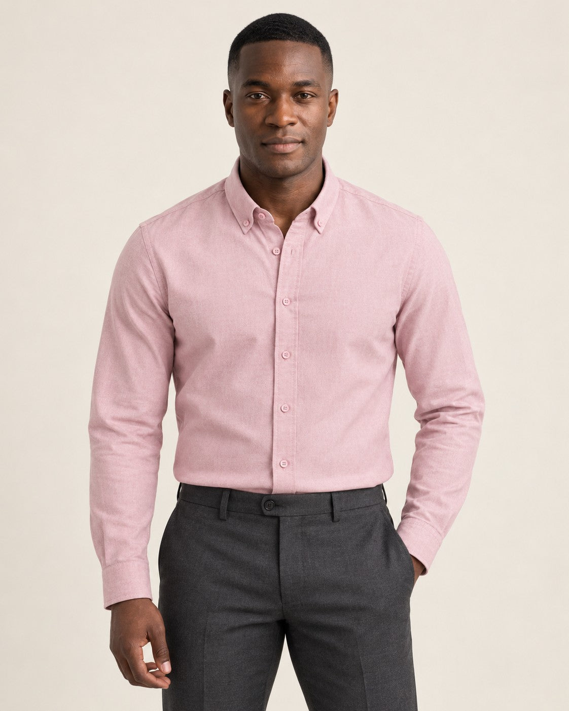 Camisa Oxford de algodón Bruno - rosa palo, con modelo