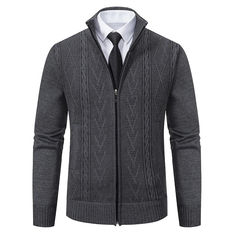 Chaqueta de punto trenzado con cremallera en gris oscuro, vista frontal