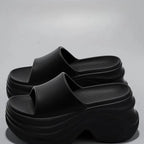 Sandalias de plataforma Clara en color negro