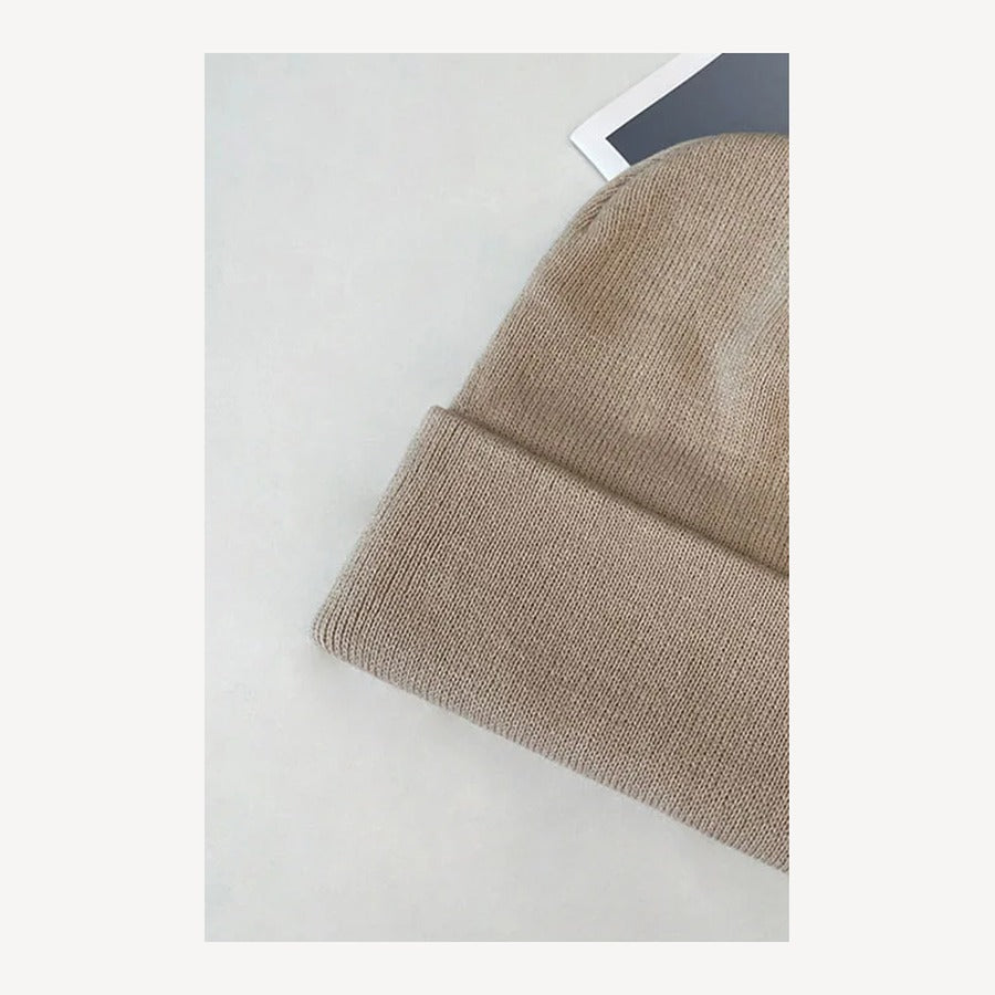 Gorro de punto con vuelta Ivo en color beige