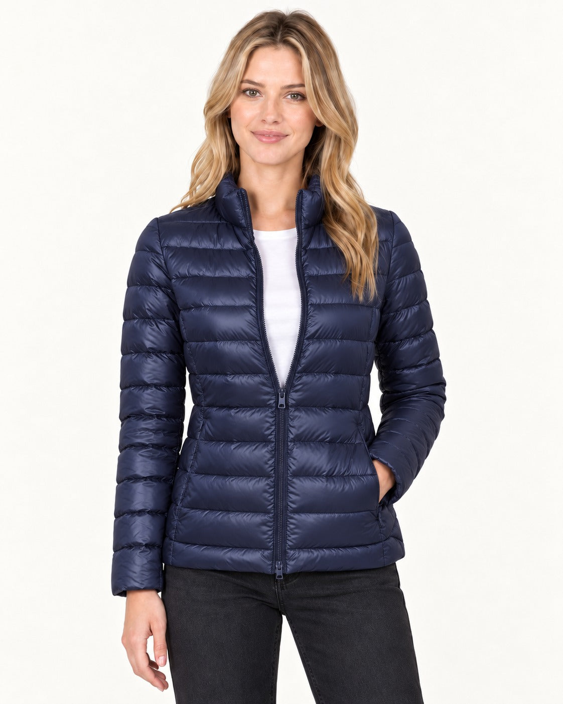 Chaqueta acolchada ultraligera Noa en color azul marino