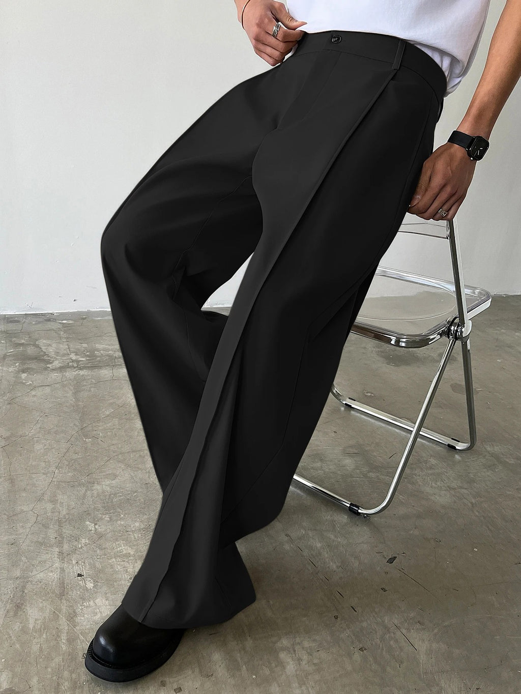 Caída del pantalón sentado